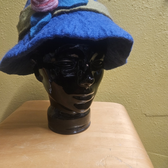 Blue Wool Blossom Hat By Rising Tide - Picture 2 of 4